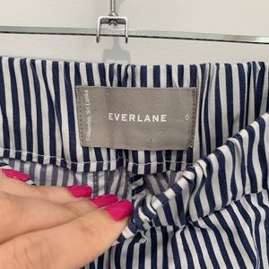 Everlane Size 0 The Easy Short Stripe Cotton Twill Pull On Blue White
